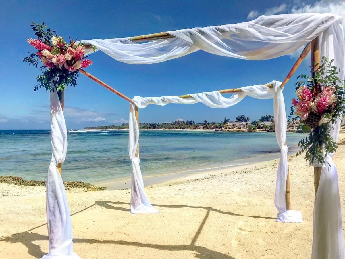 Breakas Beach Resort (Adults Only) Port Vila Exterior foto